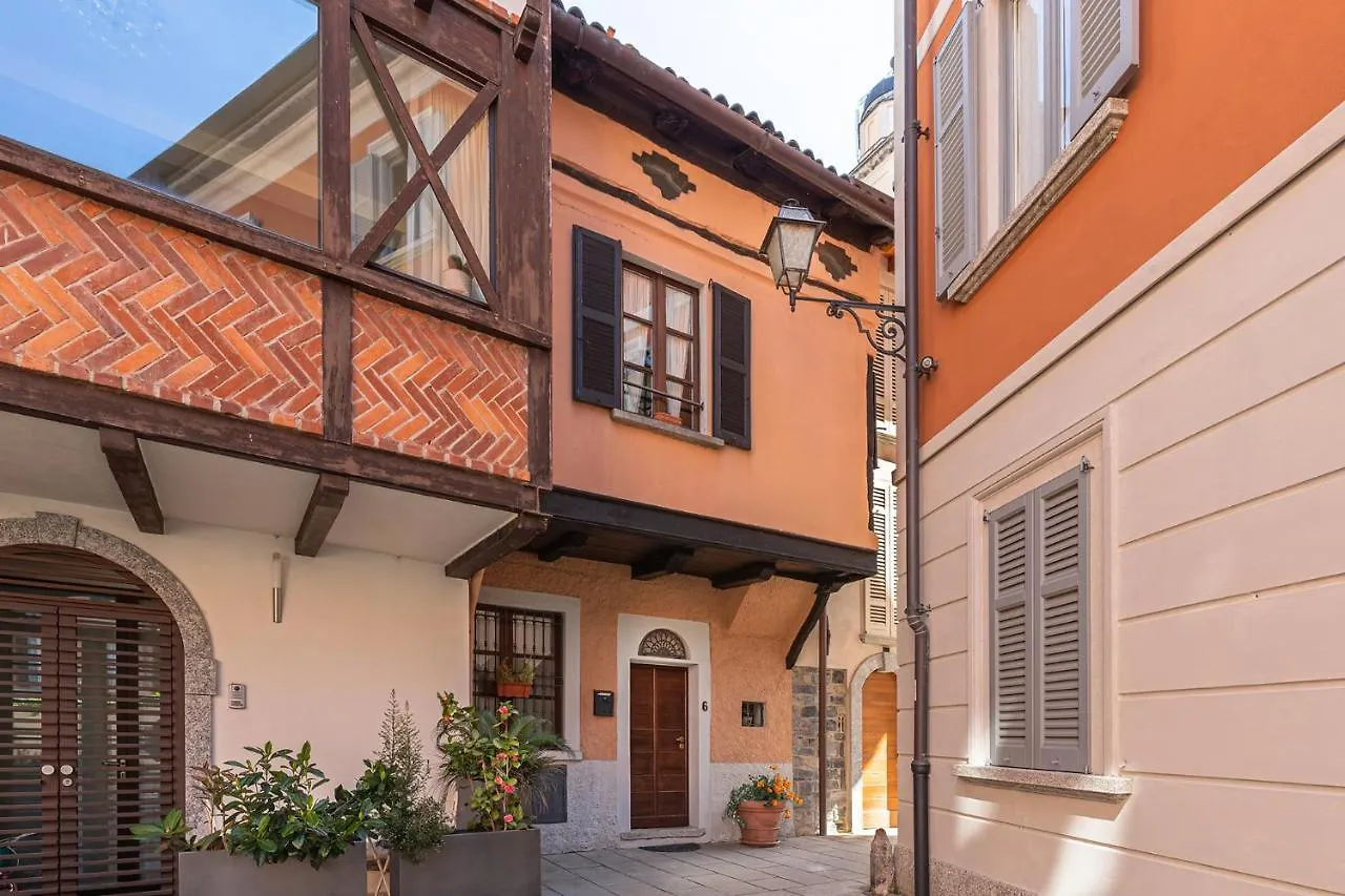 Casa Al Lago Di Como In Riva Cernobbio Holiday home